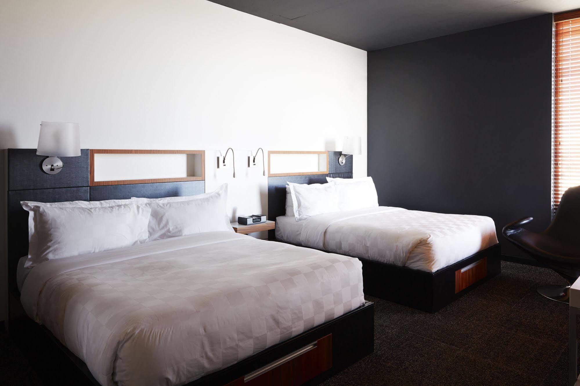 Hotel Alt Quartier Dix30 Brossard Luaran gambar