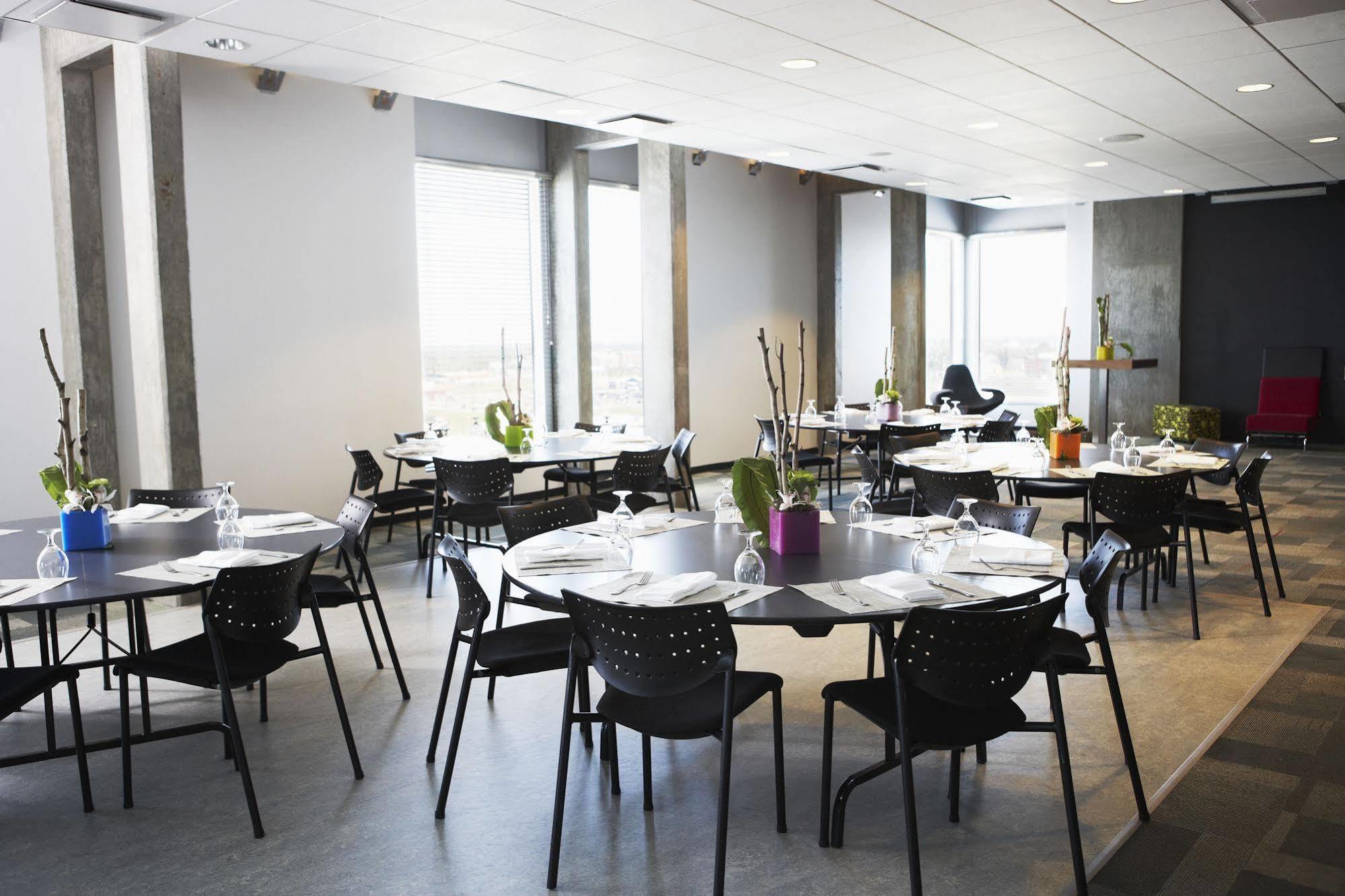Hotel Alt Quartier Dix30 Brossard Luaran gambar